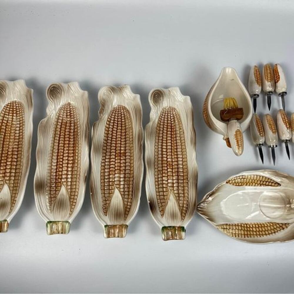 Vintage Corn on the Cob Plate And Butter Dish Set; 14 pc